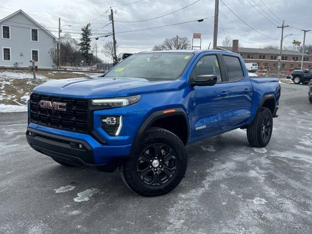 2023 GMC Canyon Vehicle Photo in LEOMINSTER, MA 01453-2952