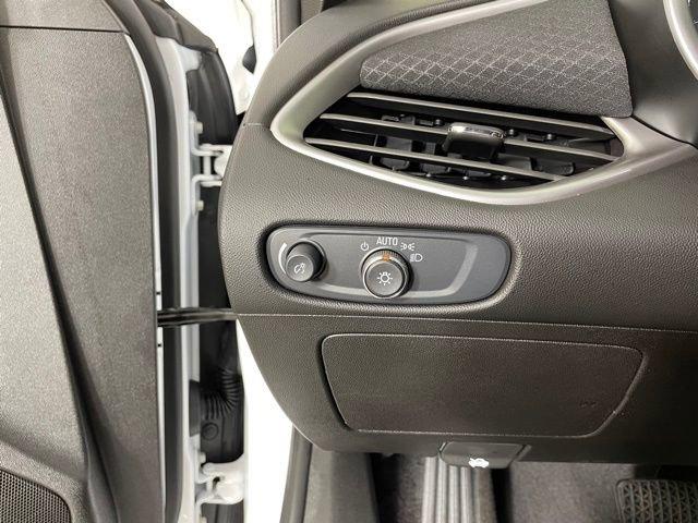 2025 Chevrolet Malibu Vehicle Photo in PHOENIX, AZ 85014-3381