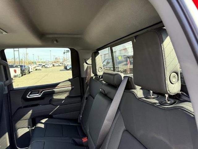 2025 GMC Sierra 1500 Vehicle Photo in CHICOPEE, MA 01020-5001