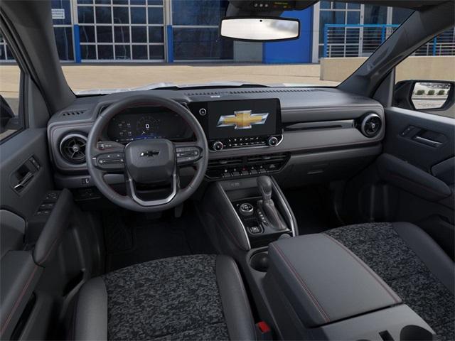 2025 Chevrolet Colorado Vehicle Photo in ENGLEWOOD, CO 80113-6708