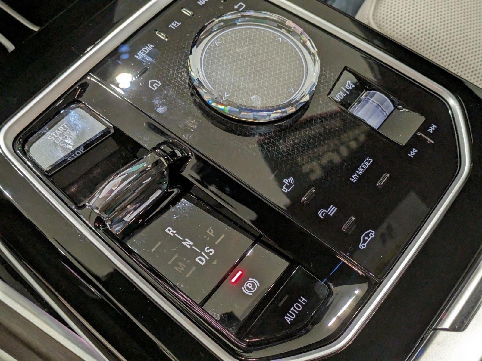 2023 BMW 760i xDrive Vehicle Photo in Rockville, MD 20852