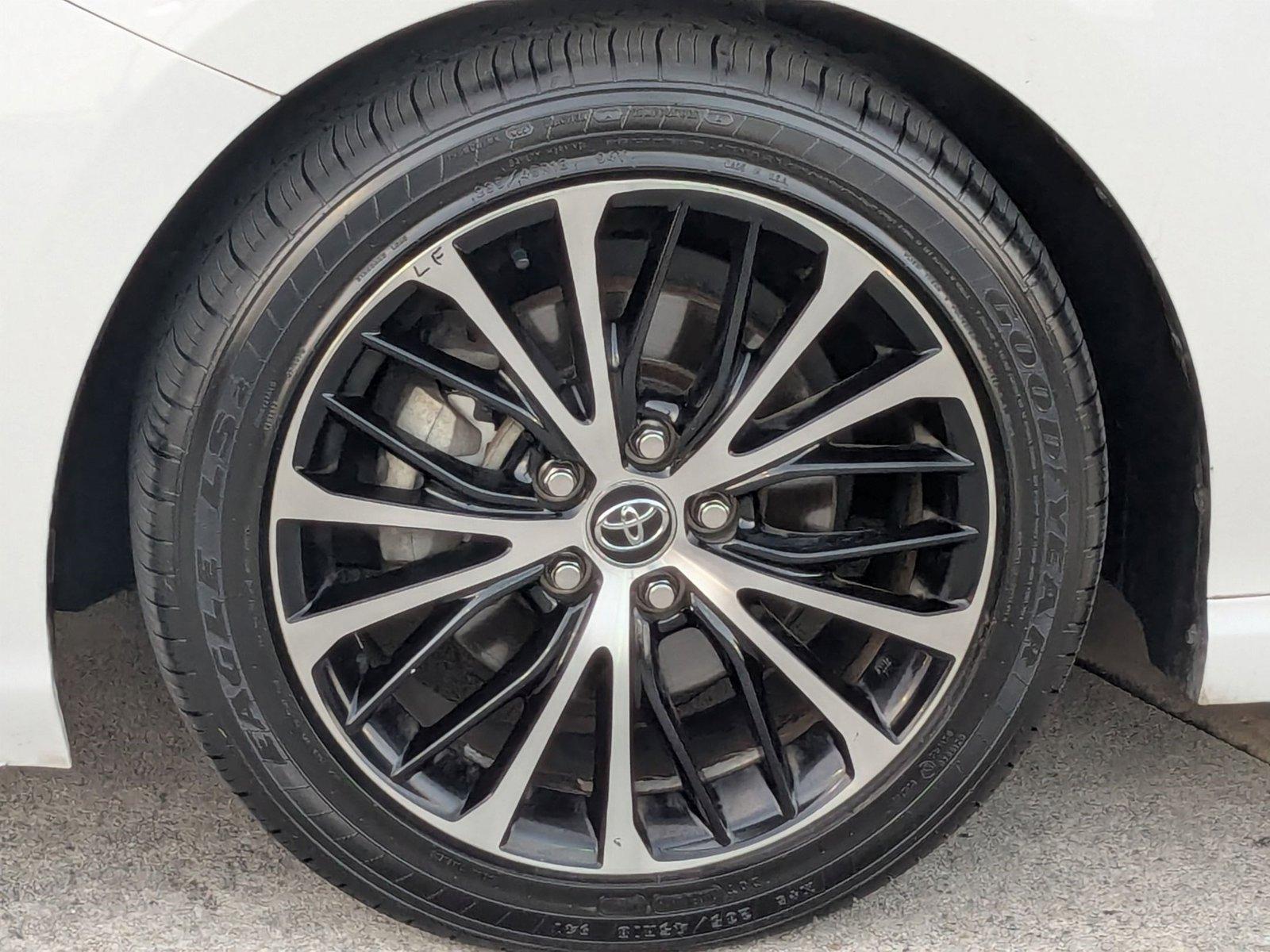 2020 Toyota Camry Vehicle Photo in PEMBROKE PINES, FL 33024-6534
