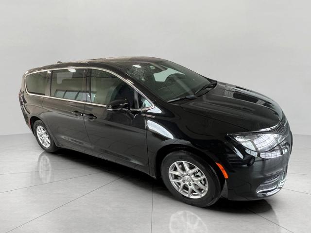 2025 Chrysler Voyager Vehicle Photo in Oshkosh, WI 54901
