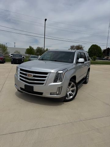 2017 Cadillac Escalade Vehicle Photo in Peoria, IL 61615