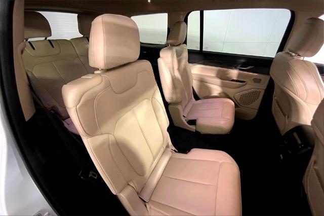 2022 Jeep Grand Cherokee L Vehicle Photo in Kansas City, MO 64114