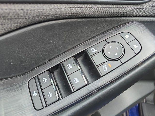 2023 Nissan Rogue Vehicle Photo in Pleasant Hills, PA 15236