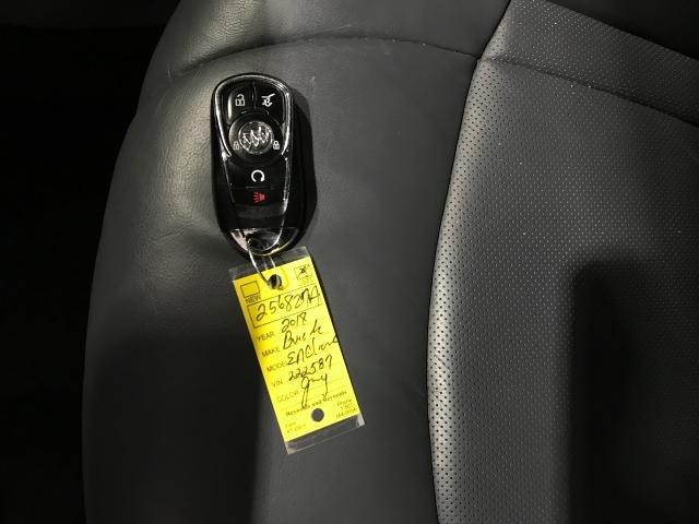2018 Buick Enclave Vehicle Photo in GREEN BAY, WI 54303-3330