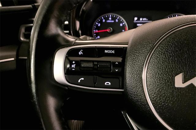 2022 Kia K5 Vehicle Photo in Lees Summit, MO 64086