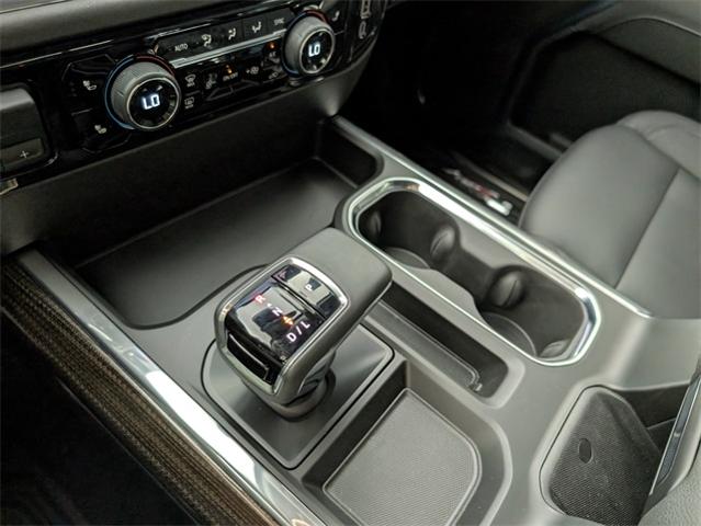 2024 Chevrolet Silverado 1500 Vehicle Photo in ENGLEWOOD, CO 80113-6708