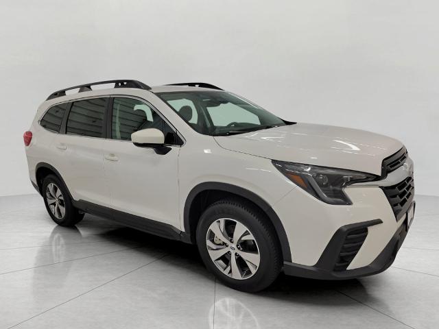 2024 Subaru Ascent Vehicle Photo in Green Bay, WI 54304