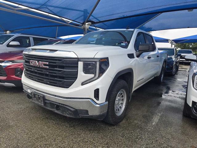 2023 GMC Sierra 1500 Vehicle Photo in DENTON, TX 76210-9321