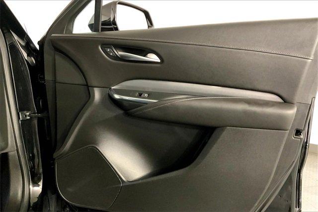 2024 Cadillac XT4 Vehicle Photo in KANSAS CITY, MO 64114-4545