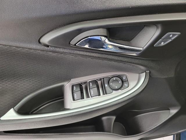 2024 Chevrolet Malibu Vehicle Photo in GREEN BAY, WI 54303-3330