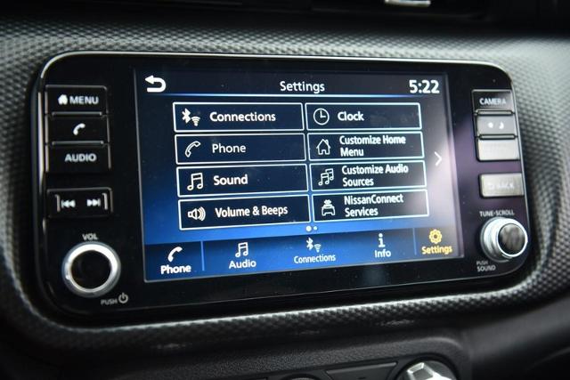 2024 Nissan Kicks Vehicle Photo in Ballwin, MO 63011