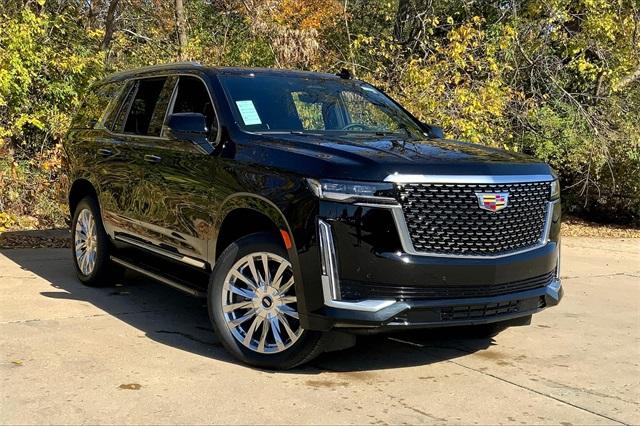 2024 Cadillac Escalade Vehicle Photo in KANSAS CITY, MO 64114-4545