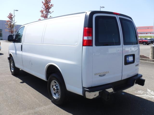 2022 GMC Savana Cargo 2500 Vehicle Photo in JASPER, GA 30143-8655