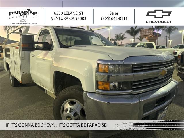 2015 Chevrolet Silverado 3500HD Built After Aug 14 Vehicle Photo in VENTURA, CA 93003-8585