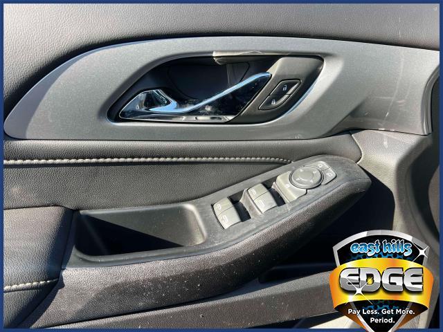 2023 Chevrolet Traverse Vehicle Photo in Roslyn, NY 11576