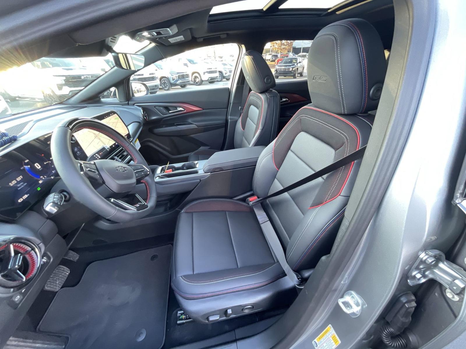 2025 Chevrolet Equinox EV Vehicle Photo in BENTONVILLE, AR 72712-4322