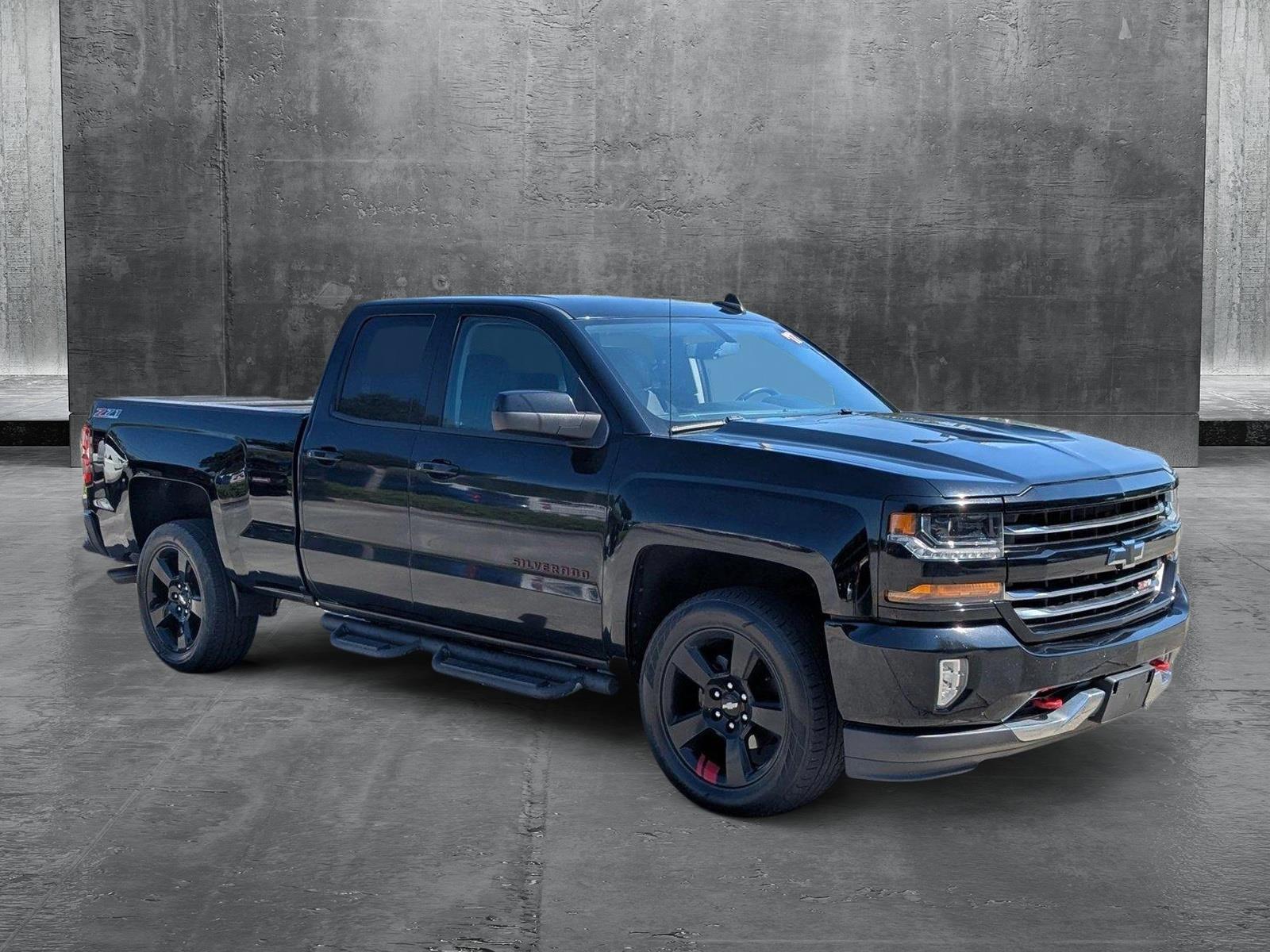 2017 Chevrolet Silverado 1500 Vehicle Photo in PEMBROKE PINES, FL 33024-6534