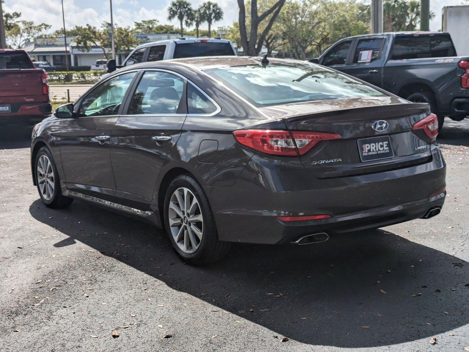 2016 Hyundai SONATA Vehicle Photo in Panama City, FL 32401