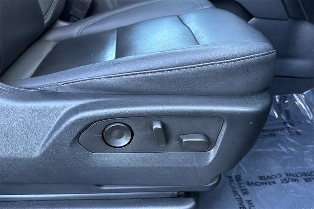 2023 Chevrolet Suburban Vehicle Photo in ELK GROVE, CA 95757-8703
