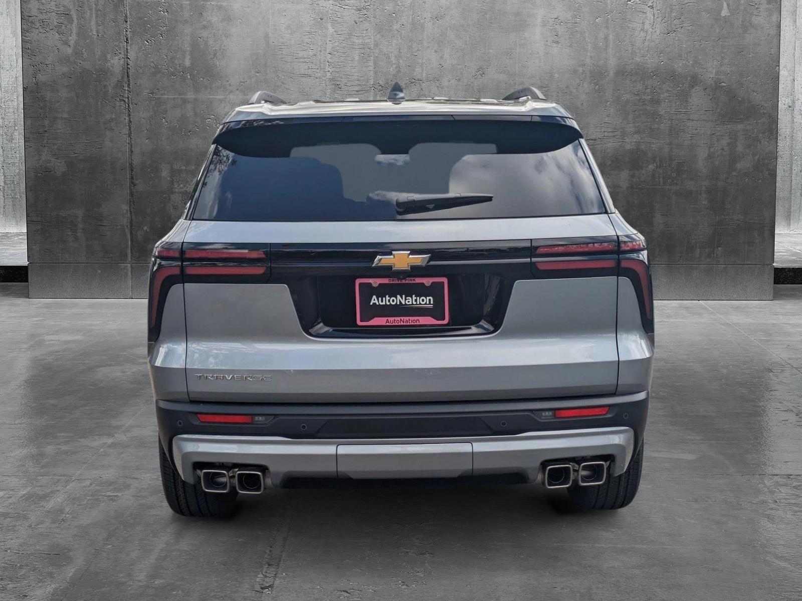2025 Chevrolet Traverse Vehicle Photo in GREENACRES, FL 33463-3207