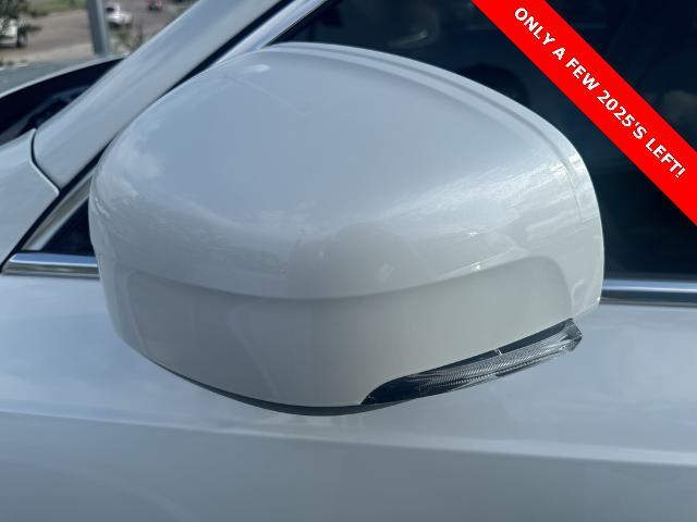 2025 Volvo XC90 Plug-In Hybrid Vehicle Photo in Grapevine, TX 76051
