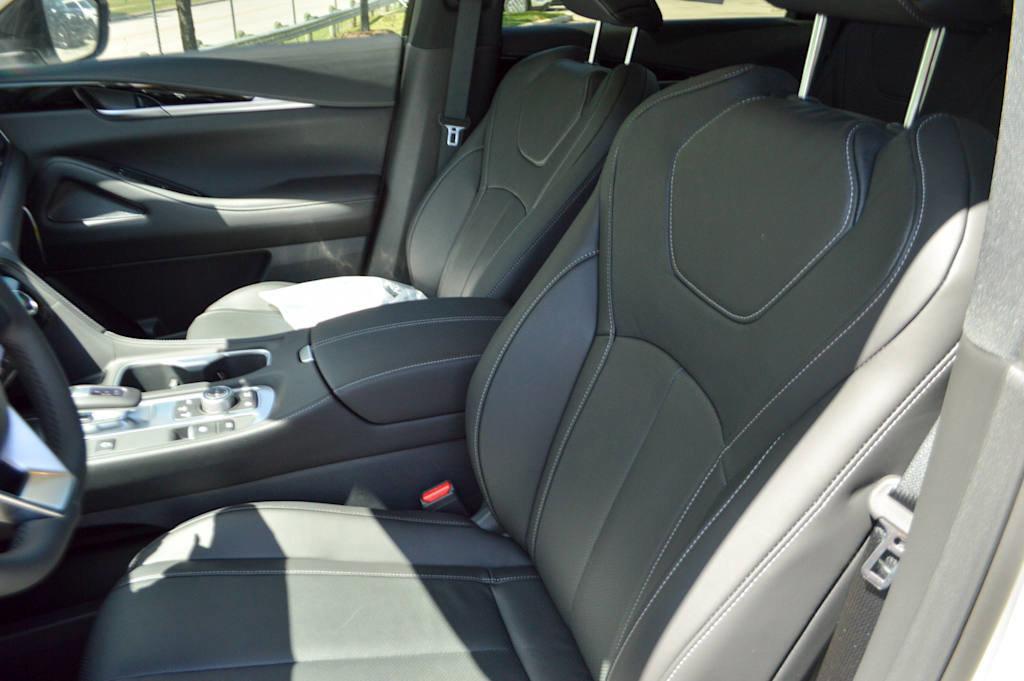 2025 INFINITI QX60 Vehicle Photo in Houston, TX 77090