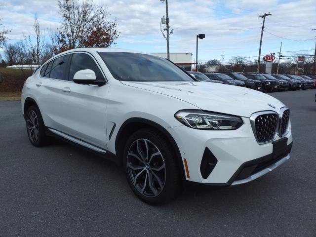 Used 2022 BMW X4 30i with VIN 5UX33DT05N9K35941 for sale in Winchester, VA