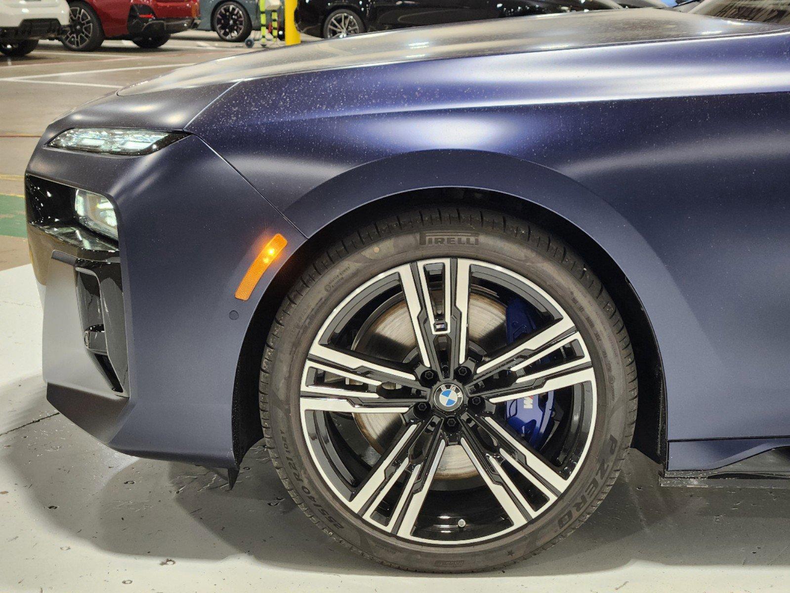 2025 BMW i7 Vehicle Photo in GRAPEVINE, TX 76051