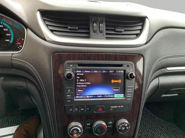 2015 Chevrolet Traverse Vehicle Photo in Green Bay, WI 54304