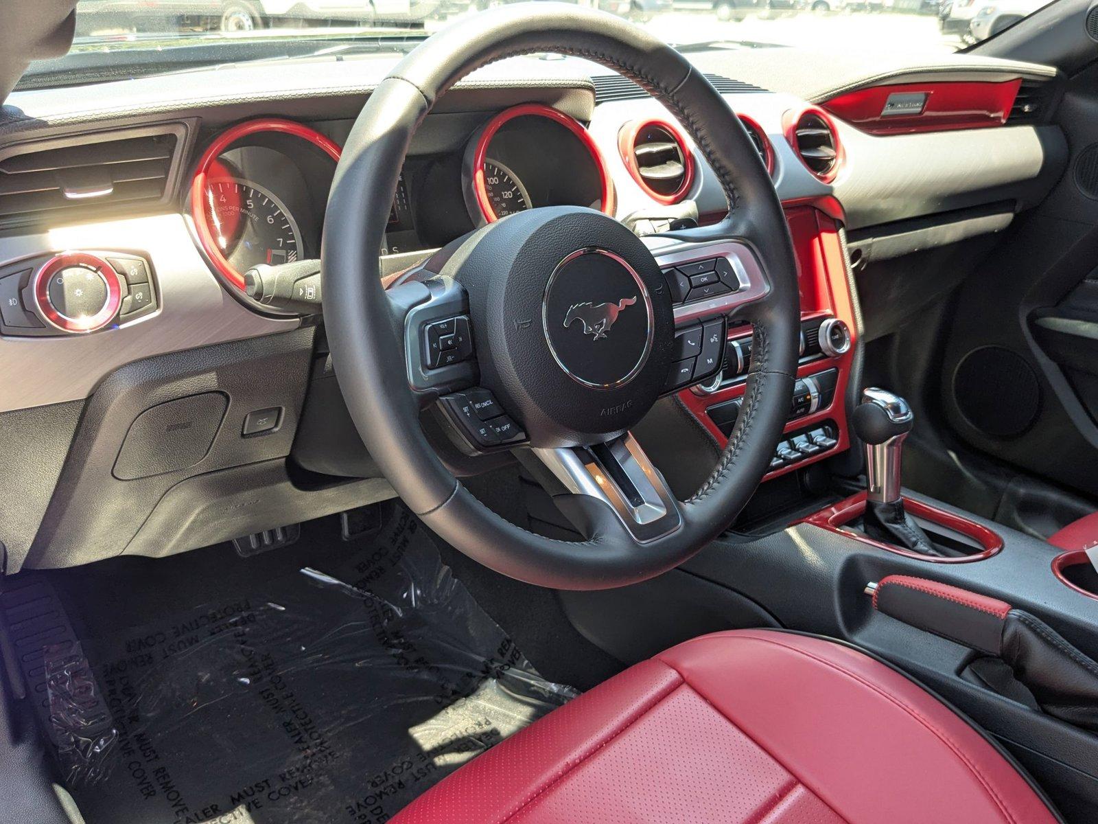 2022 Ford Mustang Vehicle Photo in St. Petersburg, FL 33713