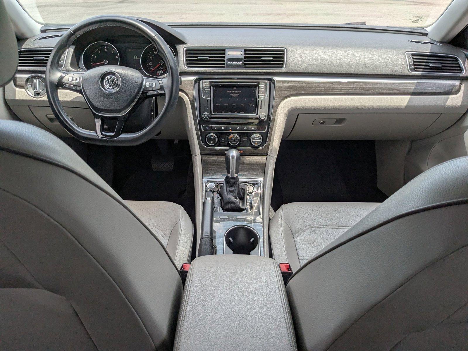 2018 Volkswagen Passat Vehicle Photo in St. Petersburg, FL 33713