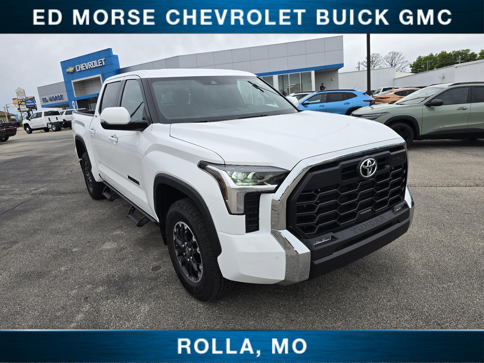 2025 Toyota Tundra 4WD Vehicle Photo in Rolla, MO 65401
