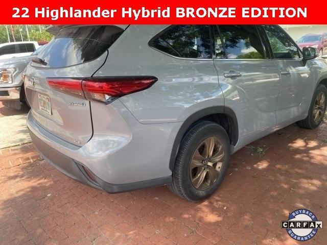 Used 2022 Toyota Highlander Bronze Edition with VIN 5TDAARAH6NS512621 for sale in Titusville, FL