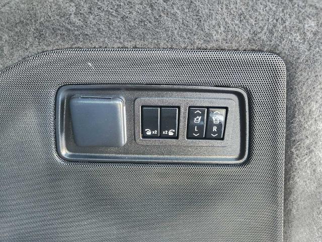 2023 Cadillac Escalade ESV Vehicle Photo in Grapevine, TX 76051