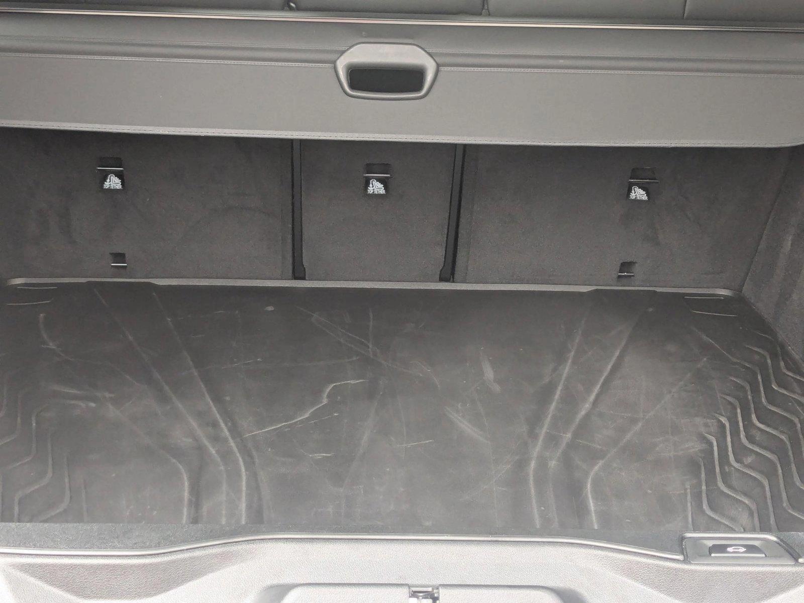 2025 BMW X5 sDrive40i Vehicle Photo in Valencia, CA 91355