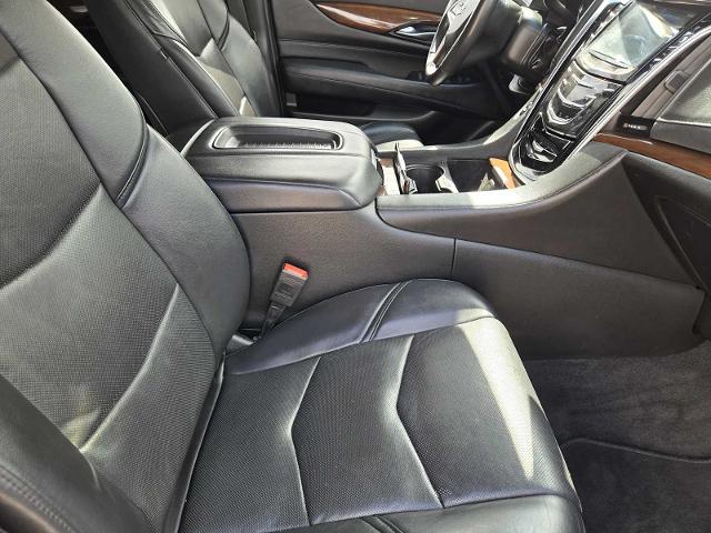 2020 Cadillac Escalade ESV Vehicle Photo in DENTON, TX 76210-9321
