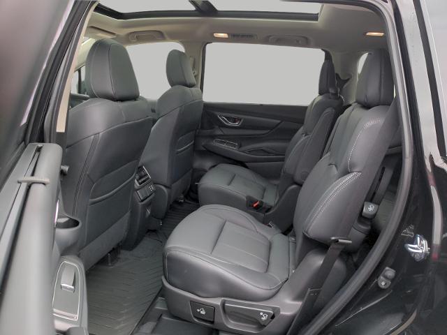 2025 Subaru Ascent Vehicle Photo in Green Bay, WI 54304