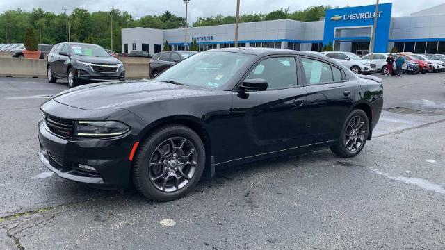 2018 Dodge Charger Vehicle Photo in MOON TOWNSHIP, PA 15108-2571