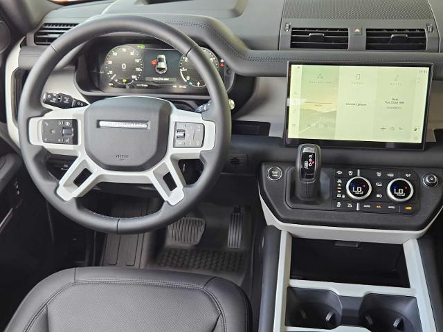 2025 Defender Vehicle Photo in AUSTIN, TX 78717