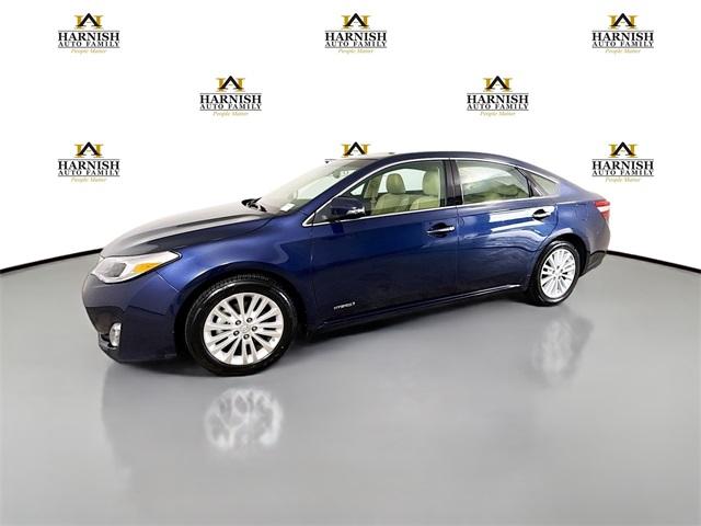 2015 Toyota Avalon Hybrid Vehicle Photo in Everett, WA 98204