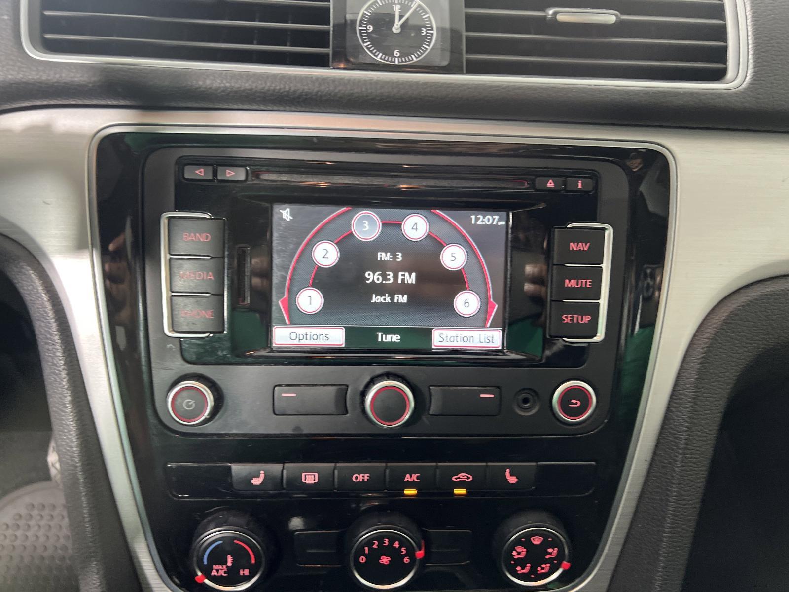 2013 Volkswagen Passat Vehicle Photo in Georgetown, TX 78626