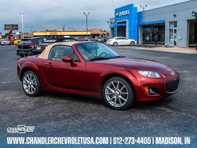 2010 Mazda MX-5 Miata Vehicle Photo in MADISON, IN 47250-1611