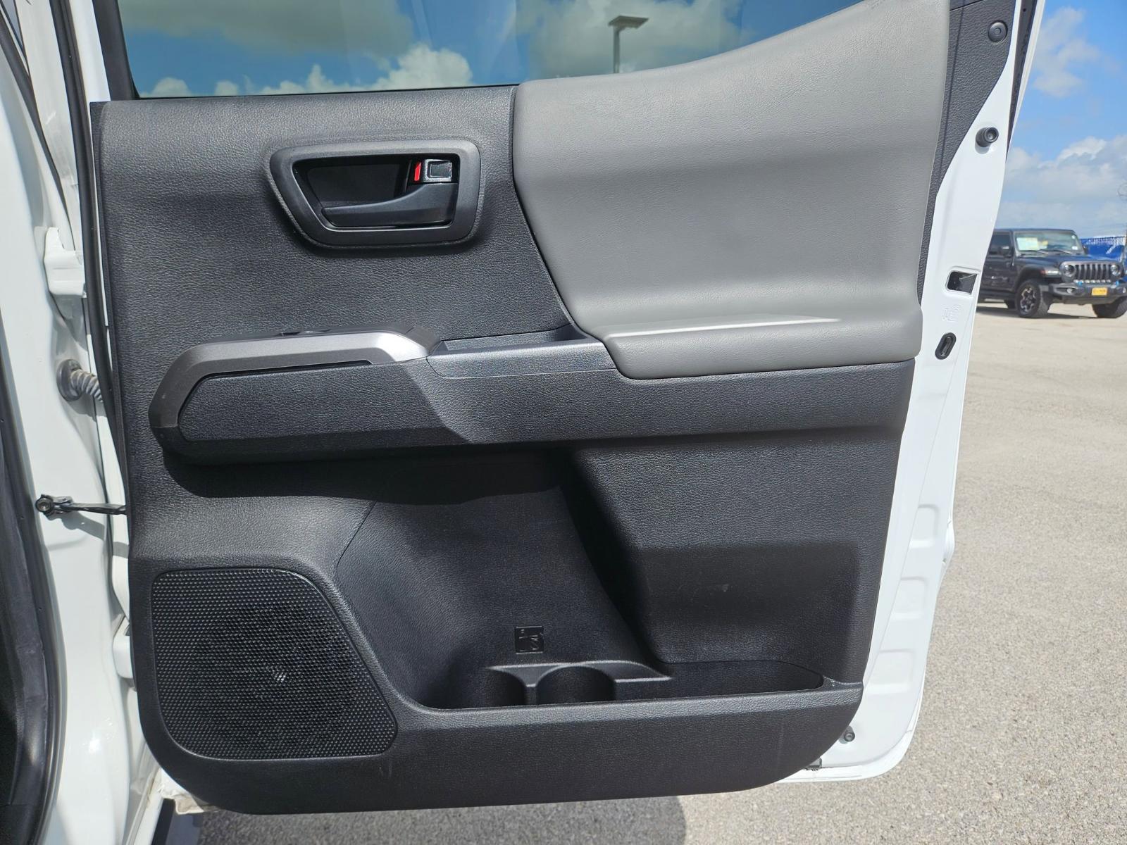 2023 Toyota Tacoma 4WD Vehicle Photo in Seguin, TX 78155