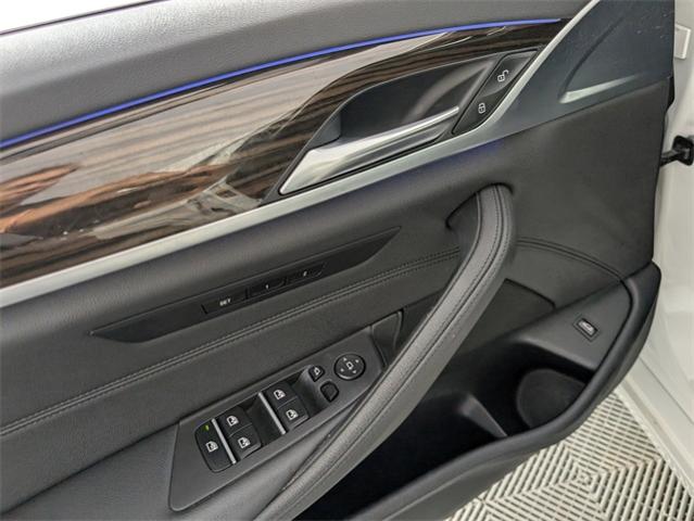 2019 BMW 530i xDrive Vehicle Photo in ENGLEWOOD, CO 80113-6708