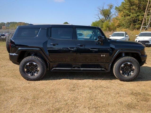 2025 GMC HUMMER EV SUV Vehicle Photo in ALBERTVILLE, AL 35950-0246