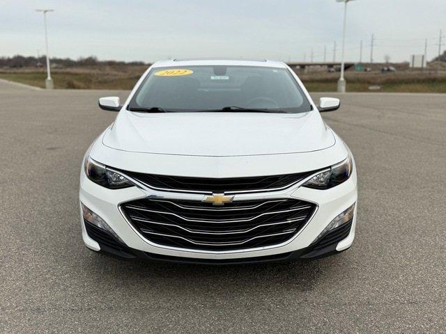 Used 2022 Chevrolet Malibu 1LT with VIN 1G1ZD5STXNF173988 for sale in Willmar, Minnesota