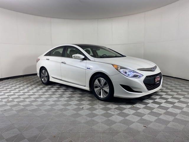 2015 Hyundai Sonata Hybrid Vehicle Photo in MEDINA, OH 44256-9001